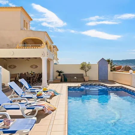 Spacious Mountain View * Calpe