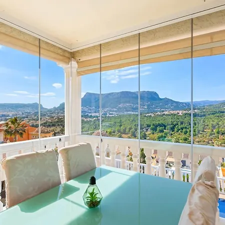 Spacious Mountain View בית נופש *