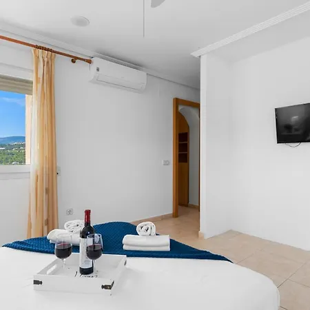 Spacious Mountain View *