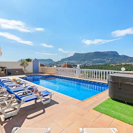 Spacious Mountain View *